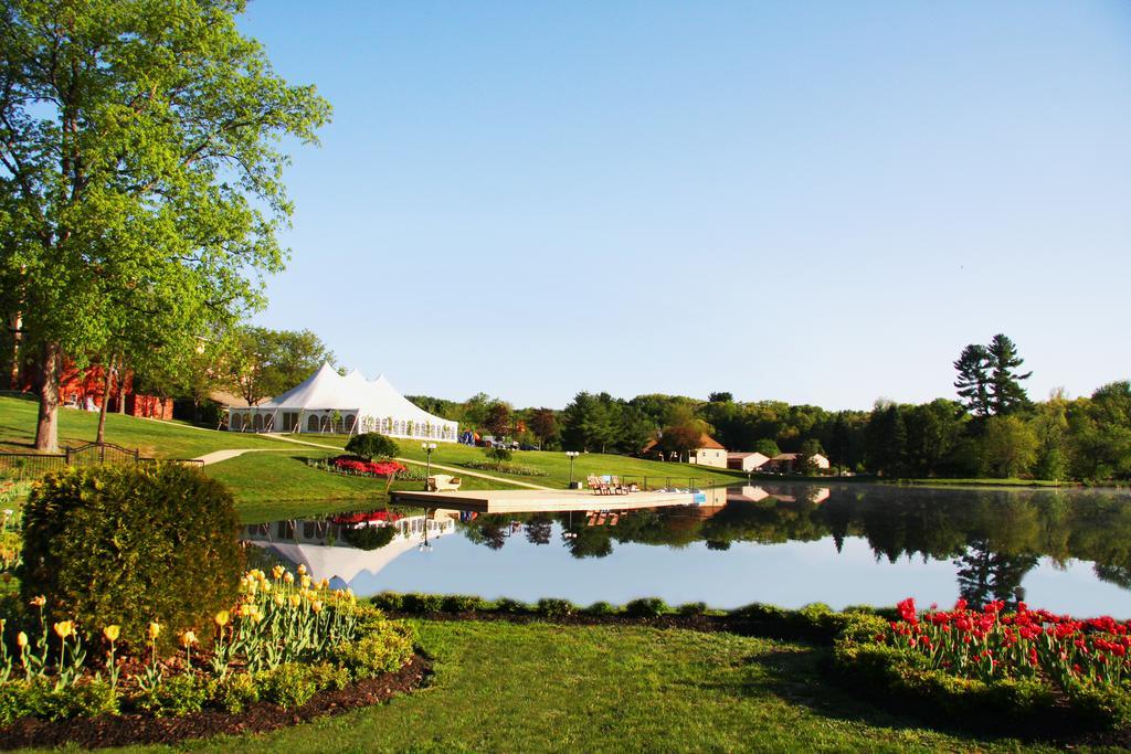 Honors Haven Retreat & Conference Hotel Ellenville Exterior photo