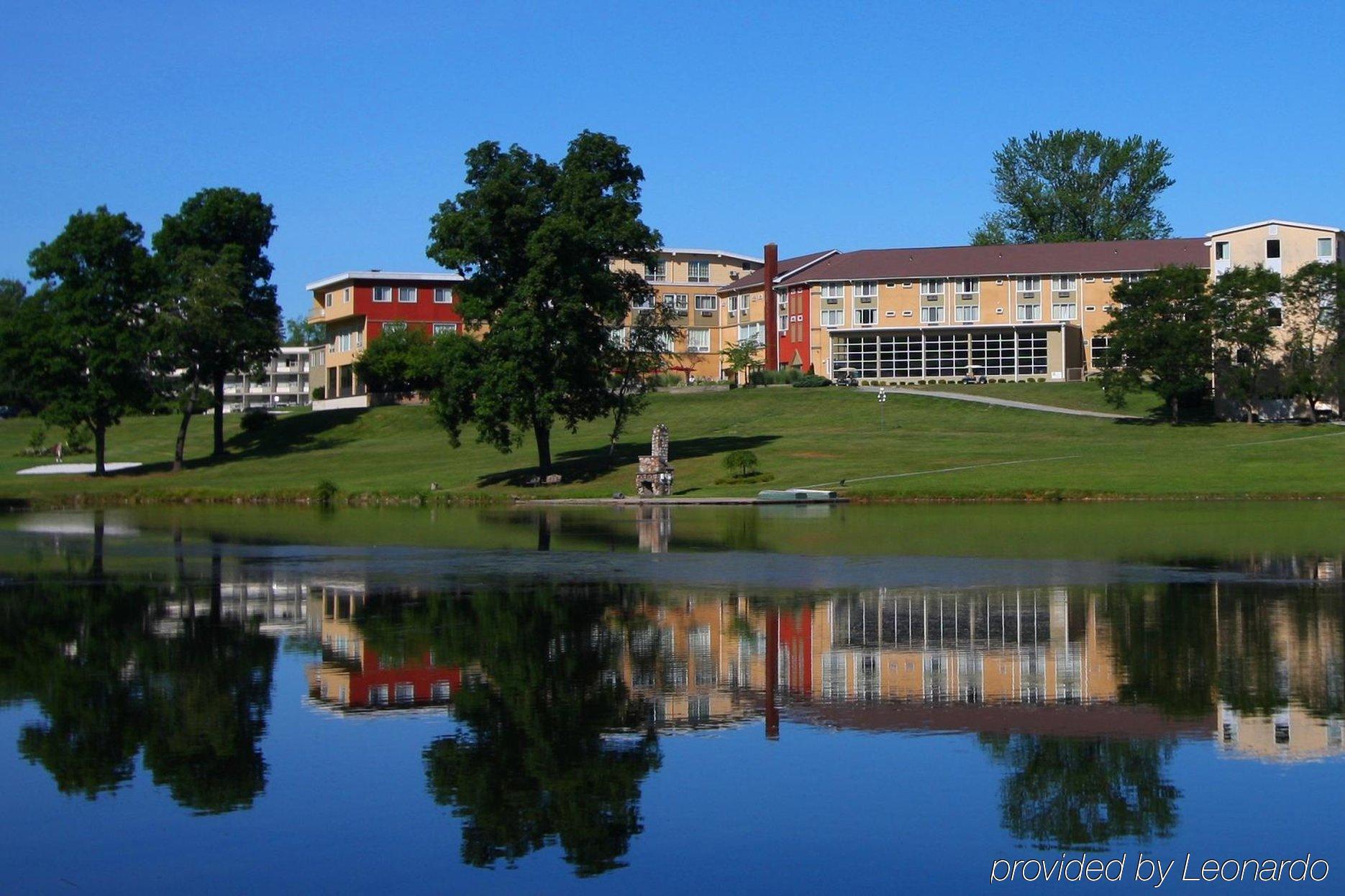 Honors Haven Retreat & Conference Hotel Ellenville Exterior photo